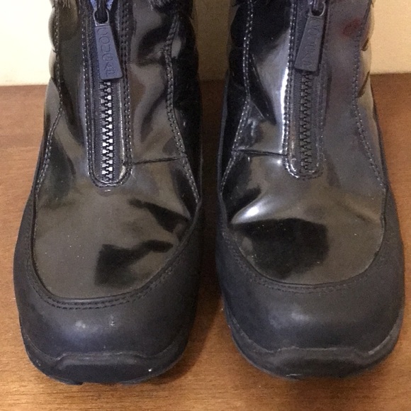 Women's Abby Faux Fur Ankle Boot Women's Size 9 M Black Cougar - Picture 9 of 9